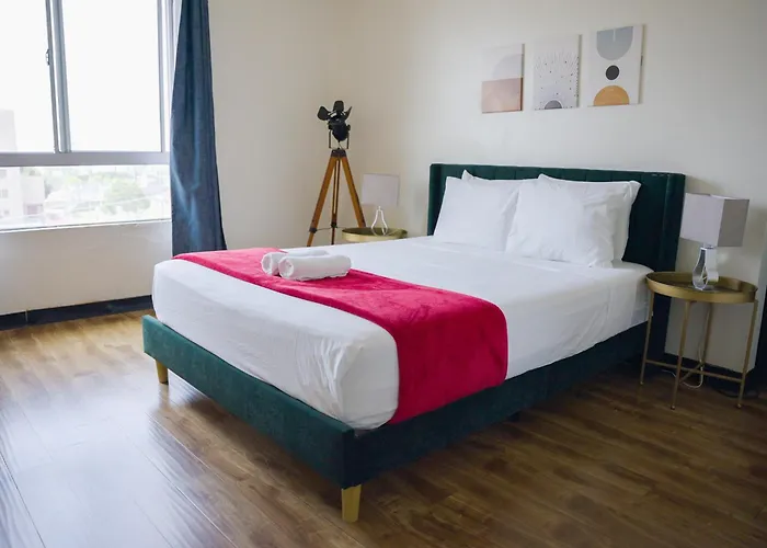 Samesun Hollywood &Hostal