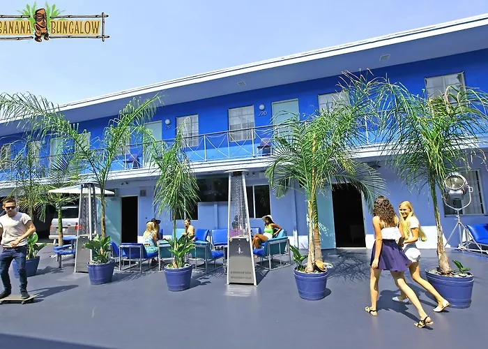 Banana Bungalow Hollywood Hotel & Hostel